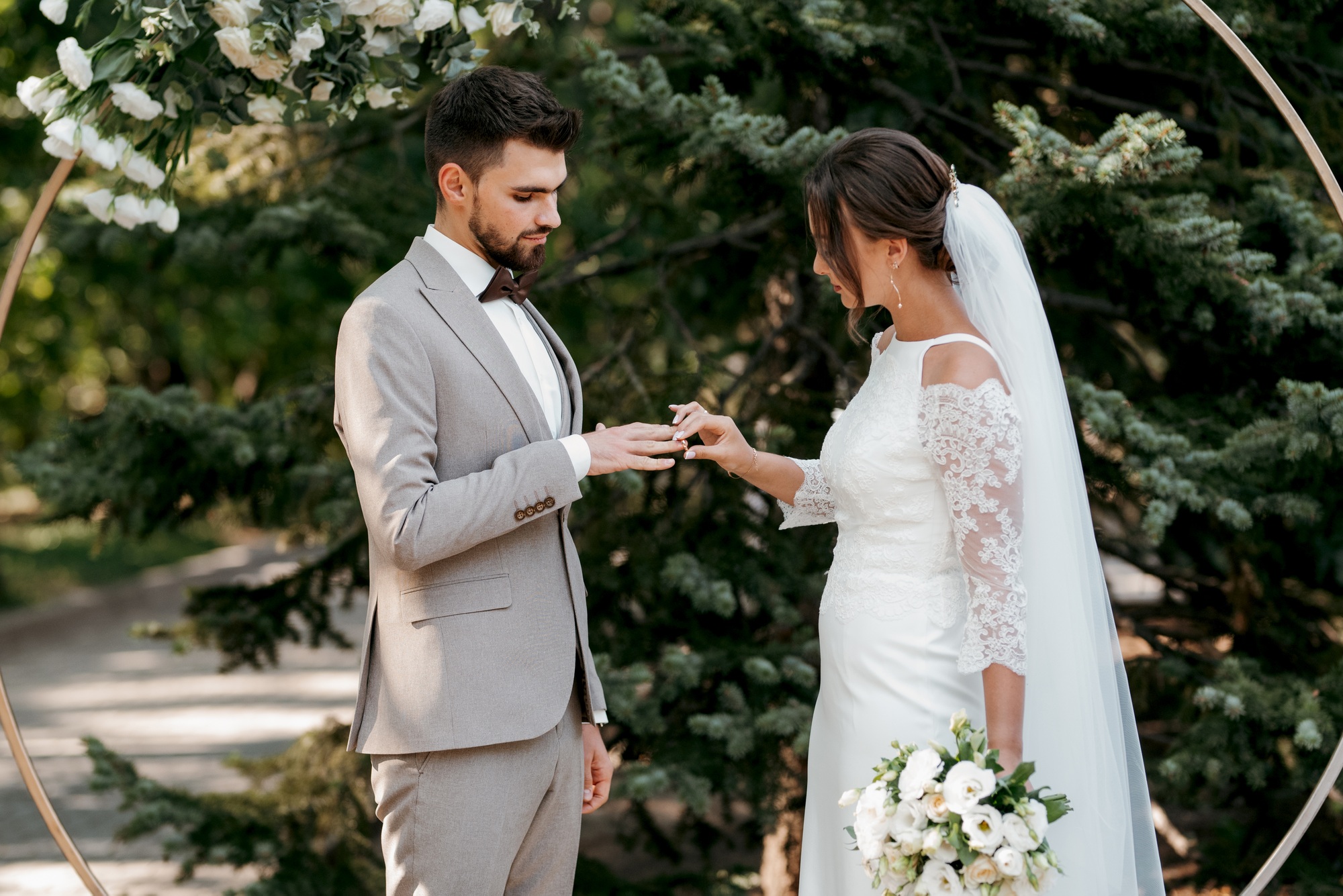 wedding ceremony of the newlyweds on the glade 3.jpg
